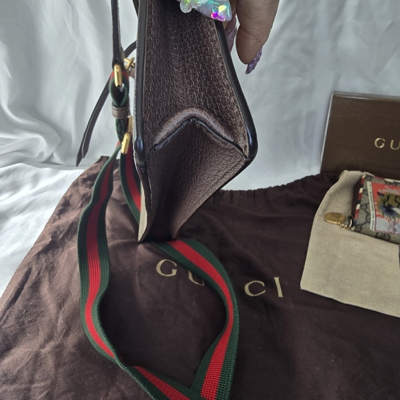 Gucci GG Limited Edition Supreme Courrier Messenger Crossbody Bag - Picture 5 of 12
